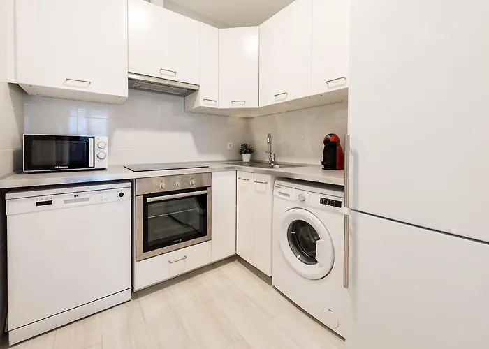Living Plaza Mayor Apartment